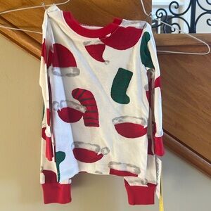 Carters Pajama 2-piece set Christmas Size 12 mo Off-White/Red/Green New With Tag